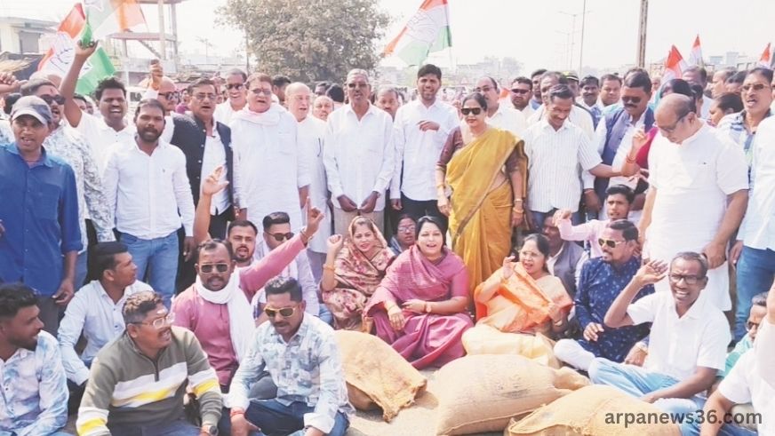 कुरुद में धान खरीदी को लेकर चक्काजाम: किसानों की समस्याओं पर कांग्रेस का उग्र प्रदर्शन, प्रशासन को चेतावनी और सरकार पर गंभीर आरोप।